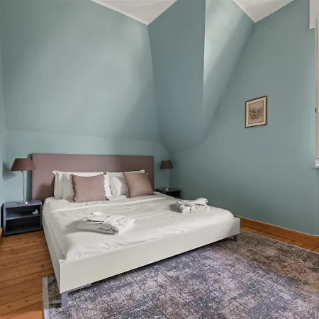 Ruby With View By Petra Luxury Laglio